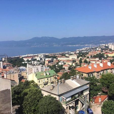 Sea City View W/ 2Bd 1Bt Free Street Parking Fiume Kültér fotó